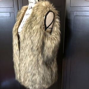 Ralph Lauren Faux Fur BoHo Vest  Size Small